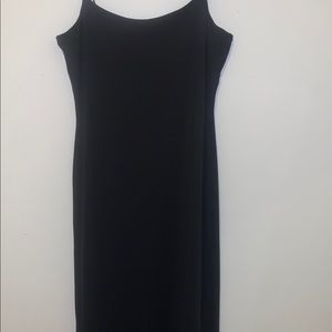 Midi bodycon black dress